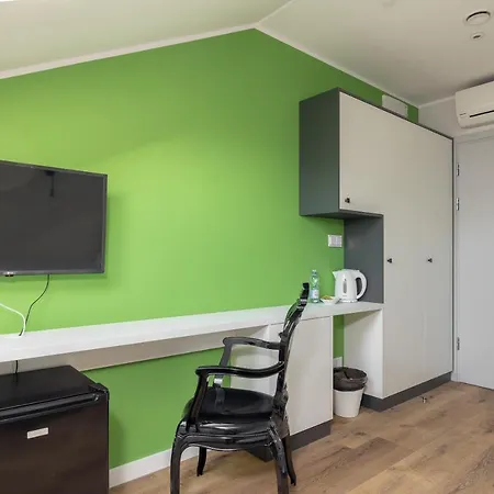 Ae Nowy Swiat By Bookinghost * 바르샤바